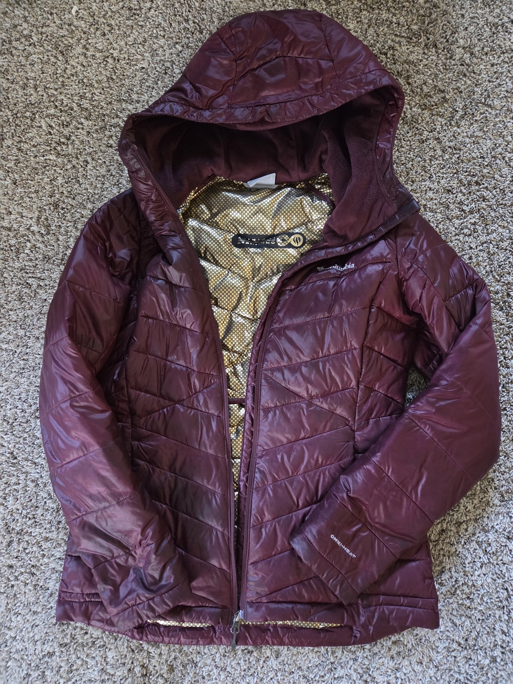 Columbia Women's Burgundy Hooded Packable Ski Jacket